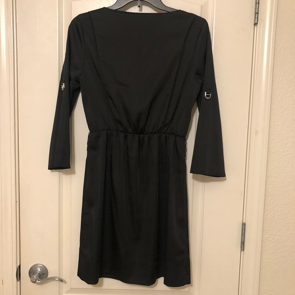 Black dress - Picture 6 of 10